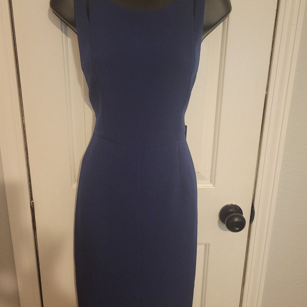 Sleeveless dress